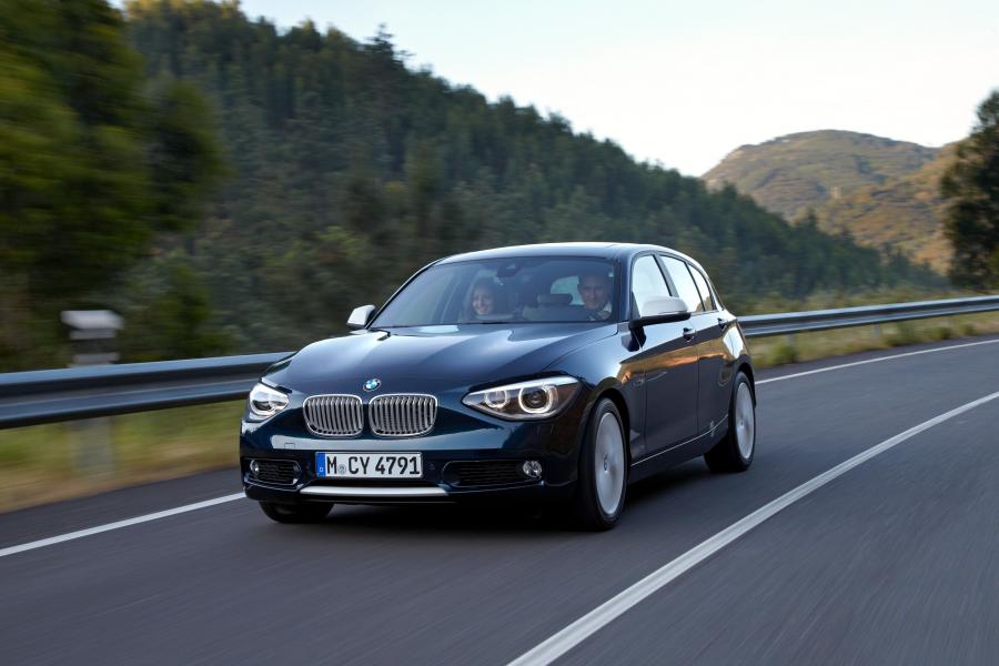 BMW 1-Series 2012 года  (фото 38 из 161)